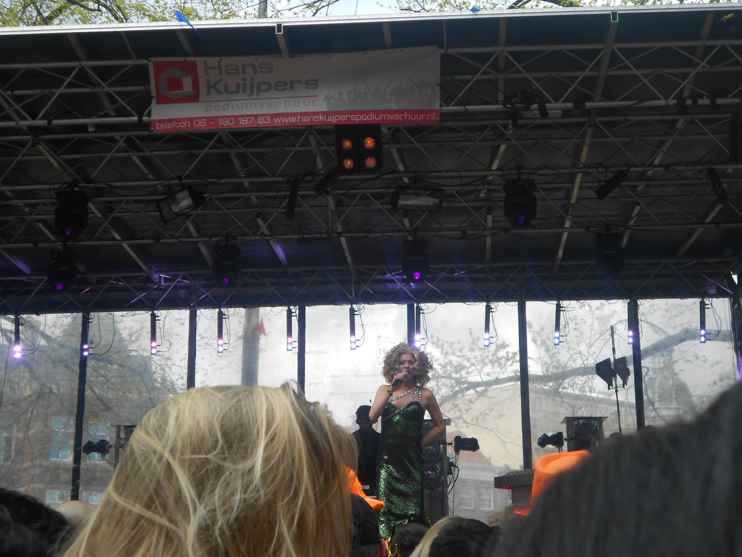 A sassy performer posing for me at Kings Day