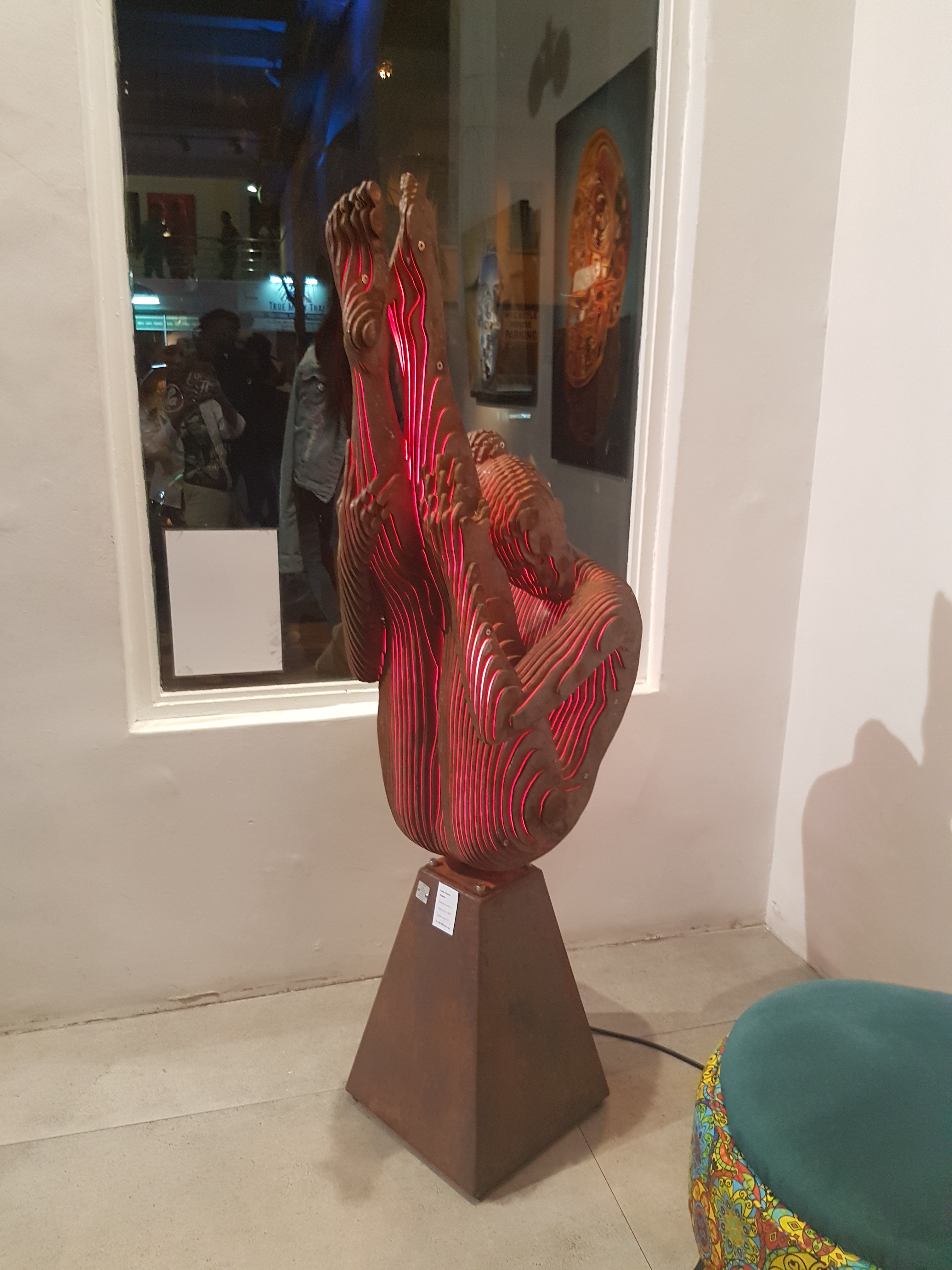 A flexible sculpture